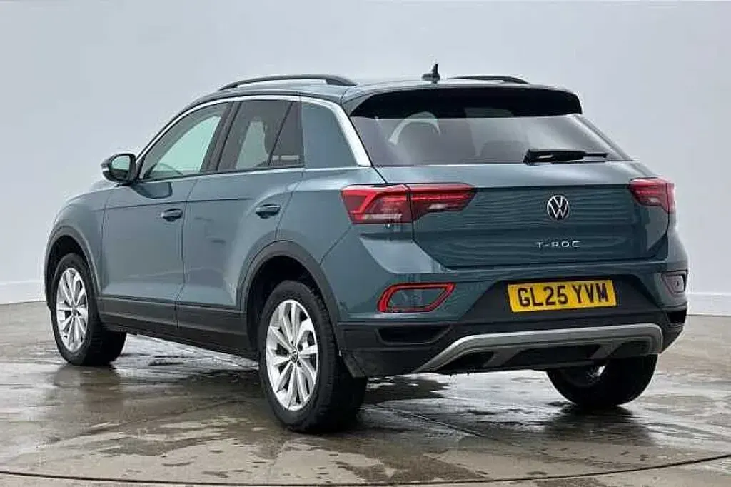 Usado VW T-Roc 150 CV (110 kW) 2025 SUV