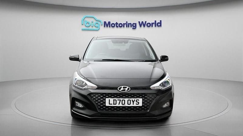 Used Hyundai i20 Premium SE 120 HP (88 kW) 2020 Black Hatchback
