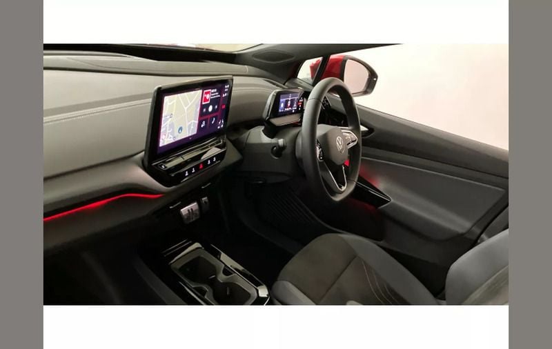 Image 2/4