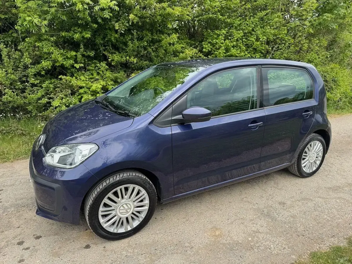 Usado VW up! move up! 60 HP (44 kW) 2018 Azul Citadino