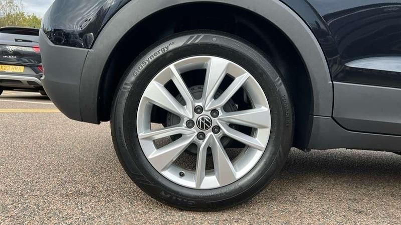 Used VW T-Cross Match 95 HP (69 kW) 2025 Deep black pearl SUV