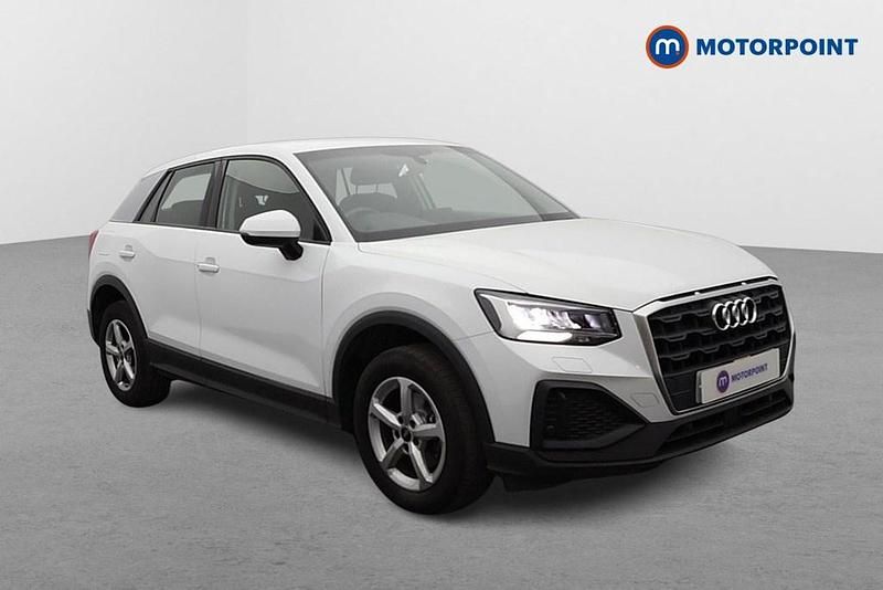 Begagnad Audi Q2 2021 Vit SUV