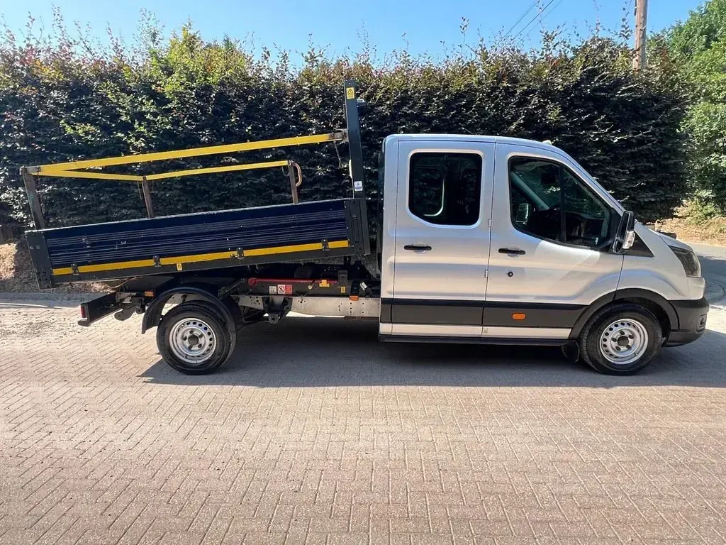 Used Ford Transit S 130 HP (95 kW) 2022 Silver Van