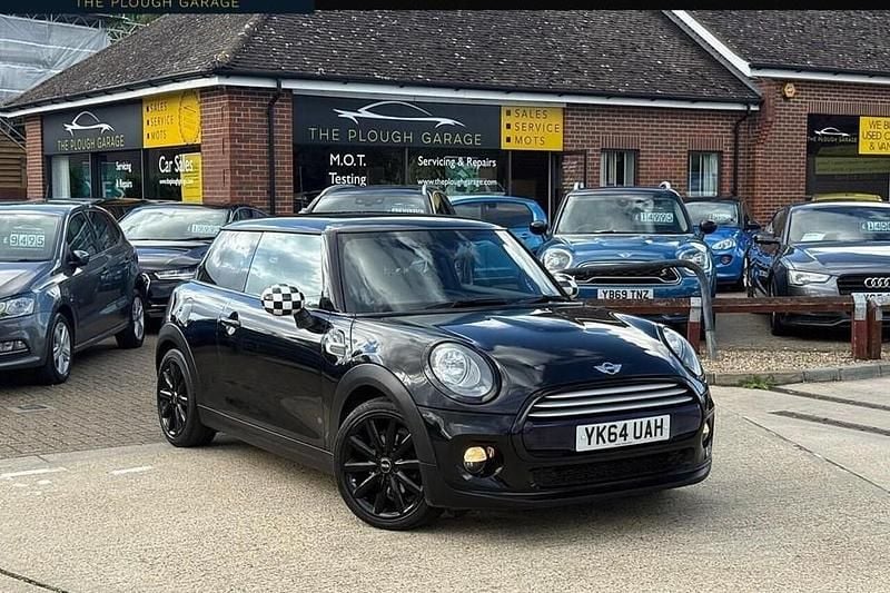 Black Used 2014 Mini Cooper Hatch Hatchback | £6,995 (Fair price) - Image 1/1