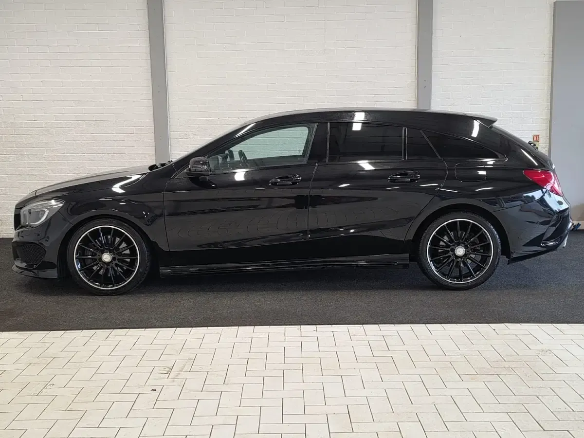 Used Mercedes CLA220 Shooting Brake AMG 177 HP (130 kW) 2015 Black Estate