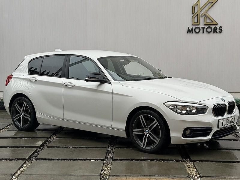 Used BMW 118 Sport Line 2018 White Hatchback
