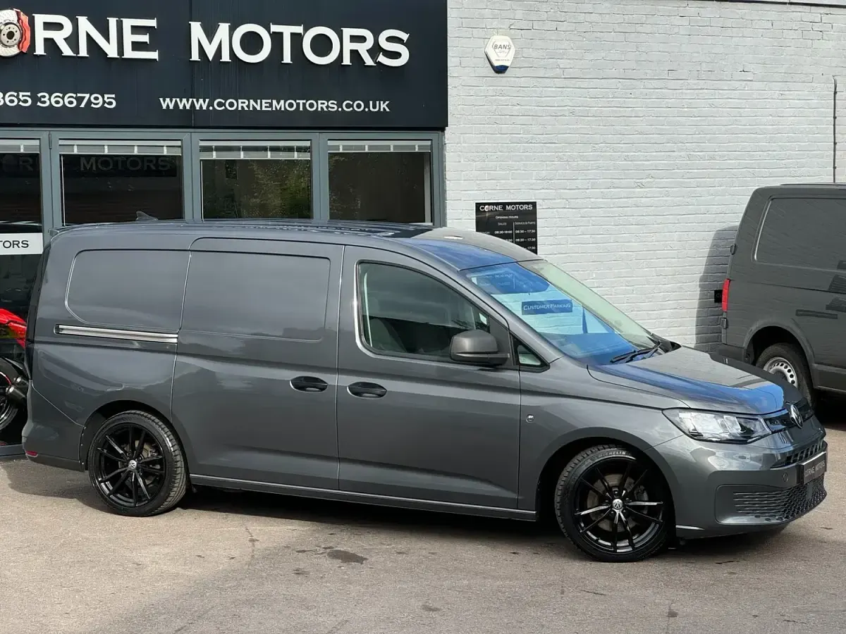 Used VW Caddy 102 HP (75 kW) 2021 Grey MPV