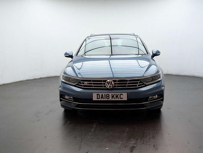 Used VW Passat R-line 220 HP (161 kW) 2018 Blue Estate