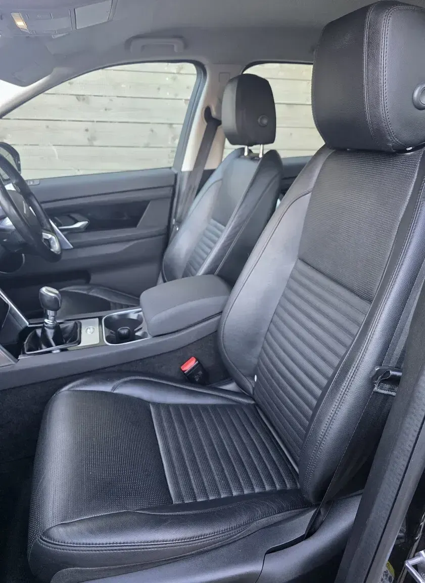 Used Land Rover Discovery Sport S 147 HP (108 kW) 2019 Black SUV