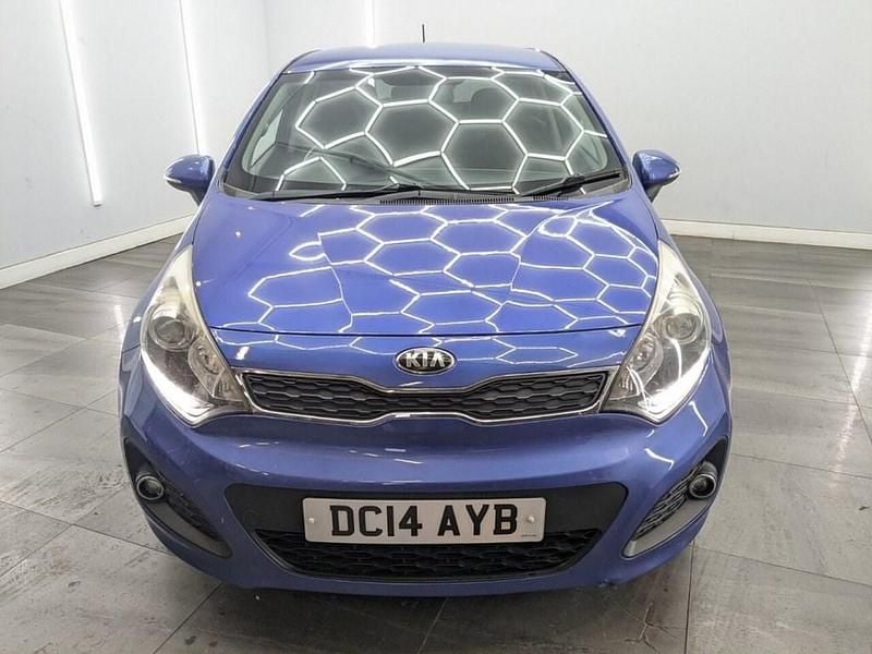 Used Kia Rio 107 HP (78 kW) 2014 Blue Hatchback