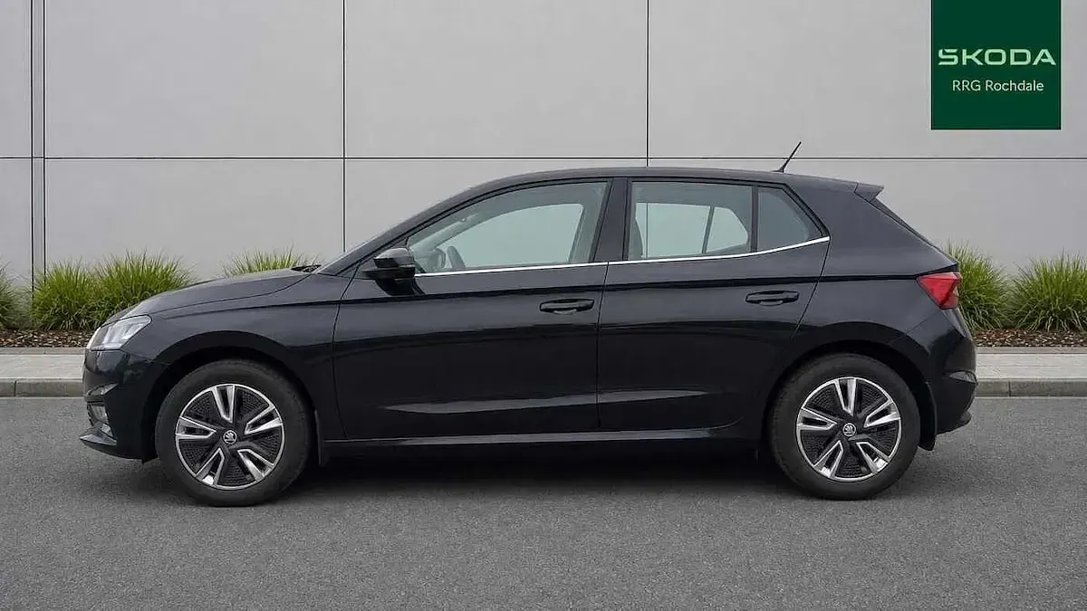 Used Skoda 110 R SE L 81 HP (59 kW) 2023 Black magic pearl effect Hatchback