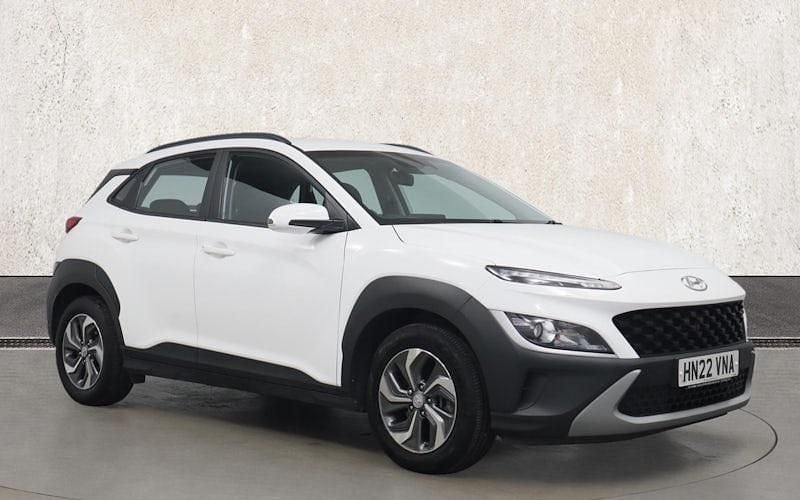 White Used 2022 Hyundai Kona SE SUV | £15,710 (Fair price) - Image 1/3