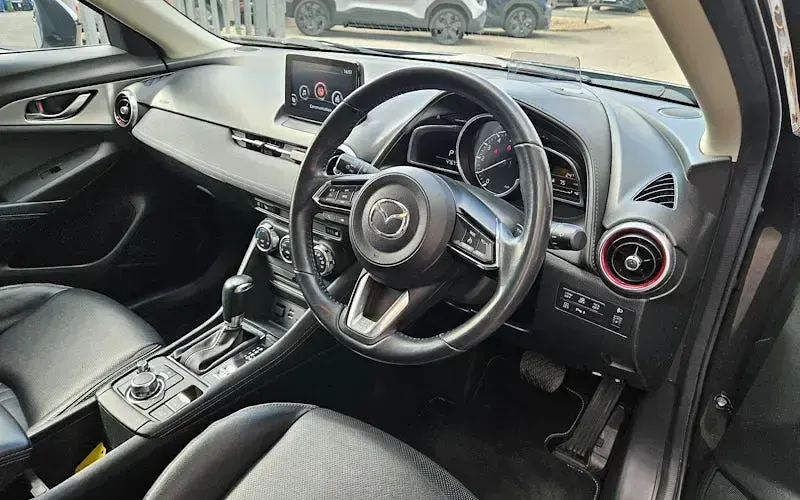 Used Mazda CX-3 Inclusive 121 HP (88 kW) 2018 Grey SUV