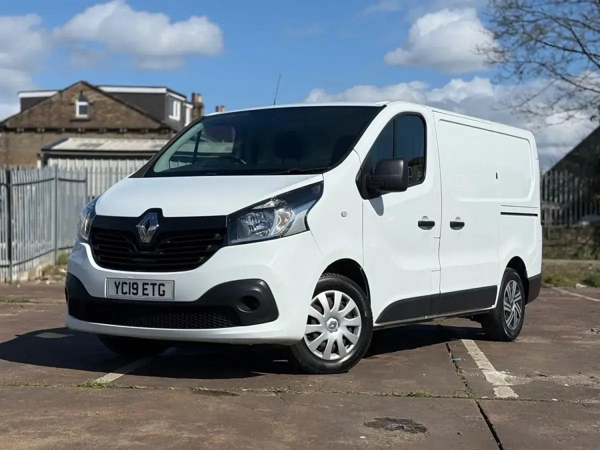 Used Renault Trafic Business 2019 White MPV