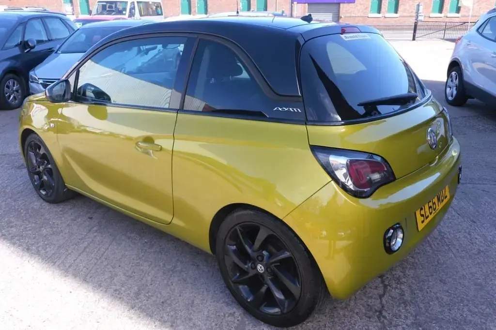 Used Vauxhall Adam S 70 HP (51 kW) 2016 Gold Hatchback