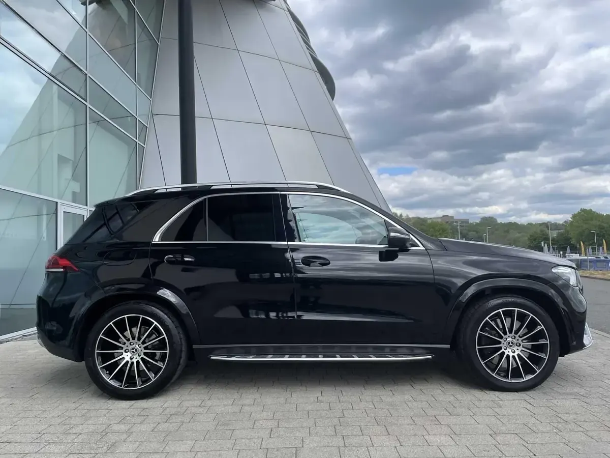 Used Mercedes GLE450 AMG AMG line 367 HP (269 kW) 2022 Black SUV