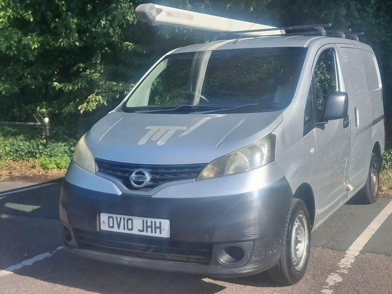 Silver Used 2010 Nissan NV200 SE Van | £2,900 (Good price) - Image 1/4
