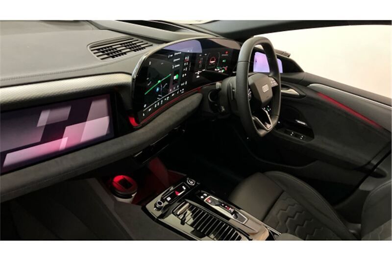 Image 2/4