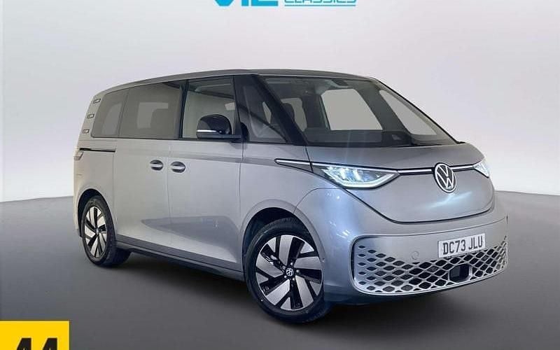 Used VW ID. Buzz Pro 150 kW (204 HP) 2023 MPV