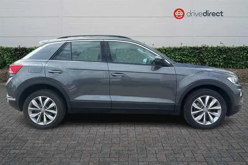 Used VW T-Roc SE 115 HP (84 kW) 2018 Grey SUV