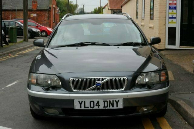 Used Volvo V70 163 HP (119 kW) 2004 Estate