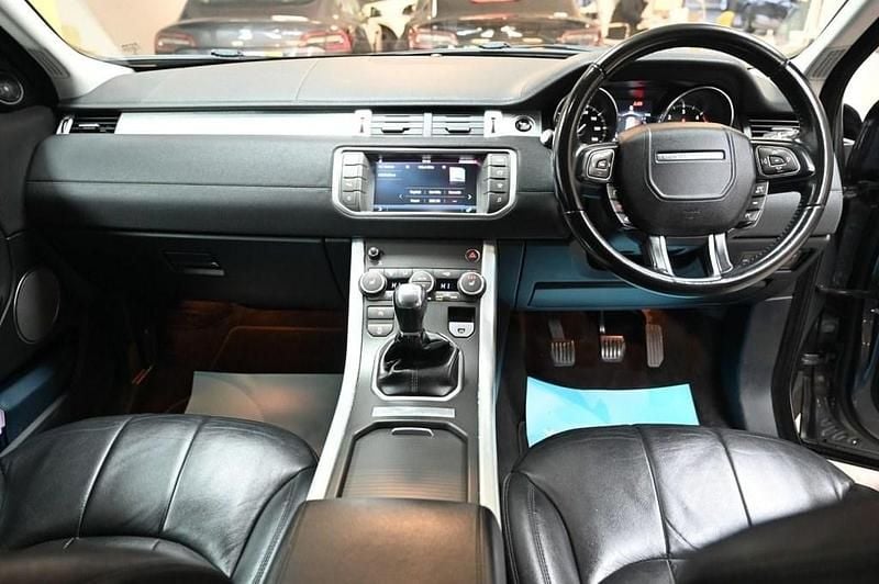 Begagnad Land Rover Range Rover evoque SE 2016 Grå Kombi