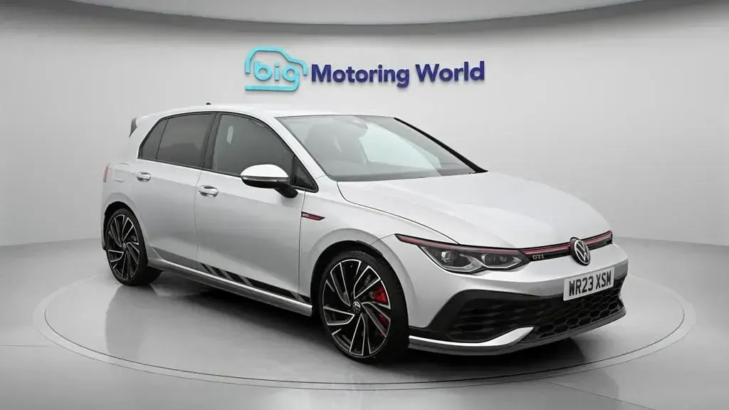 Used VW Golf VIII GTI Clubsport 300 HP (220 kW) 2023 Hatchback