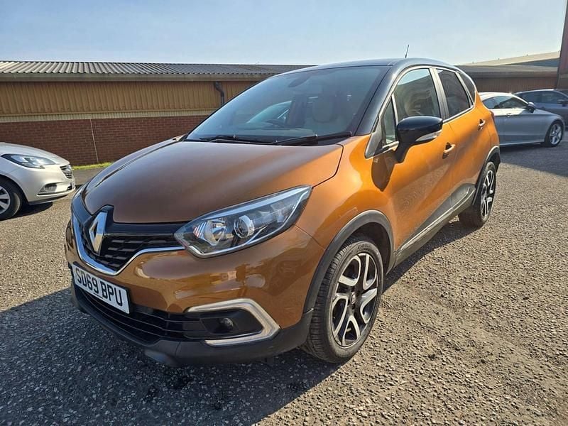 Begagnad Renault Captur Iconic 2019 Orange SUV