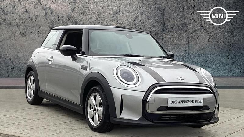 Used Mini Cooper Classic 134 HP (98 kW) 2023 Silver Hatchback