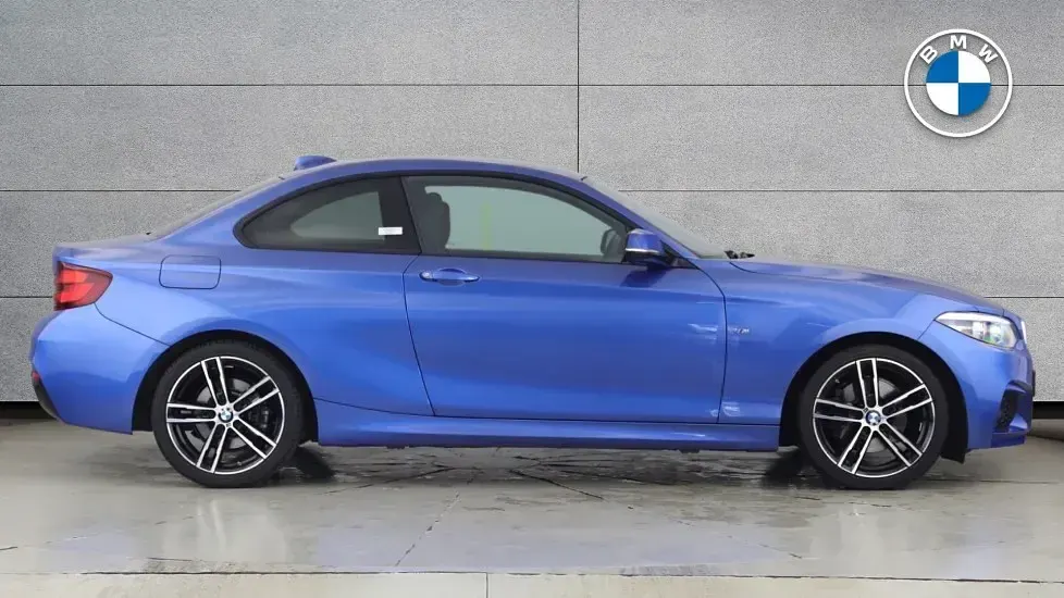 Used BMW 220 M Sport 181 HP (133 kW) 2019 Blue Coupe