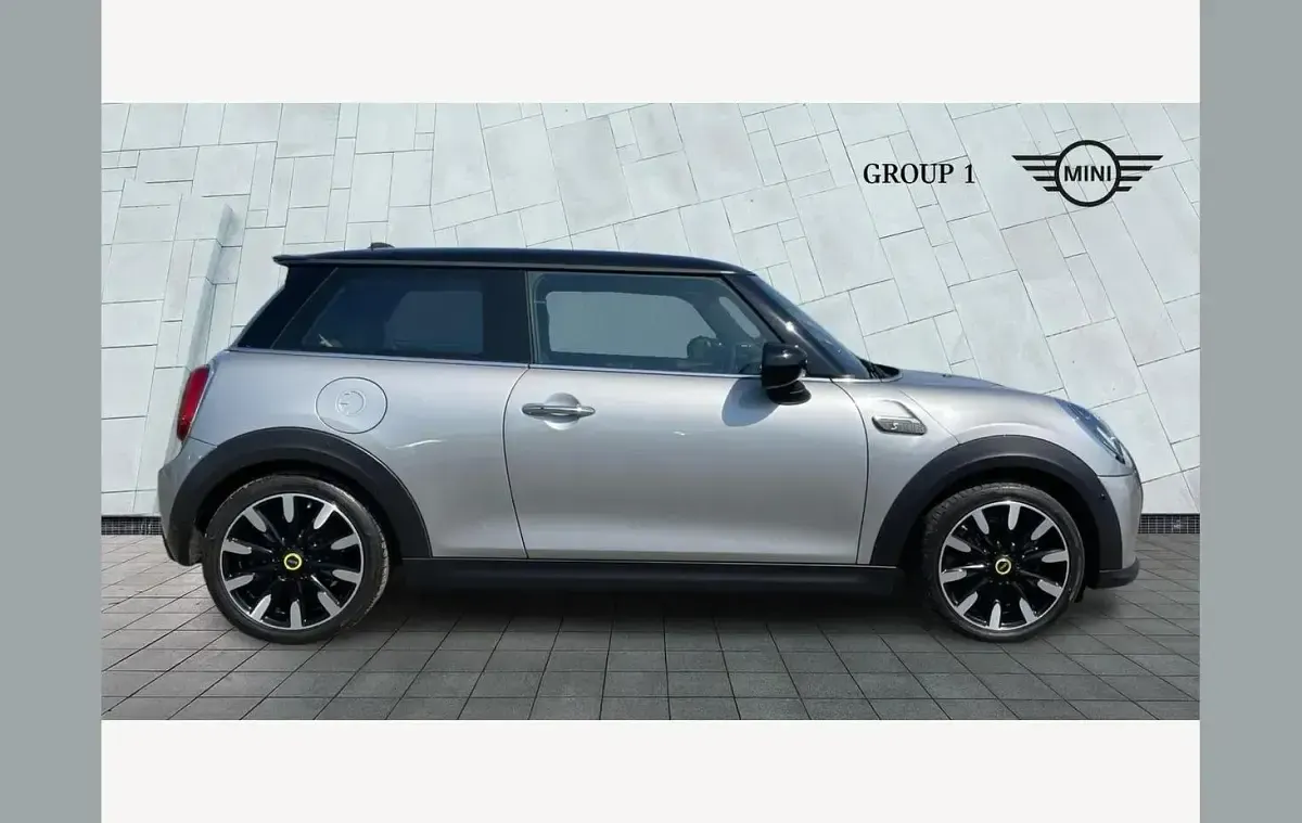 Used Mini Cooper S Level 3 135 kW (184 HP) 2023 Silver Hatchback