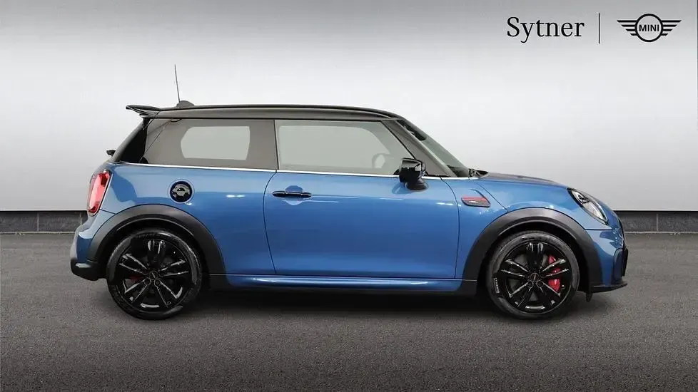 Used Mini John Cooper Works Hatch 228 HP (167 kW) 2022 Blue Hatchback
