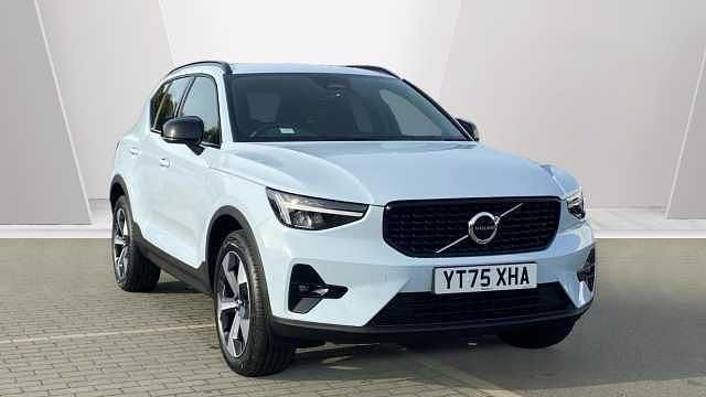 New 2026 Volvo XC40 Plus SUV | £33,250 (Super price) - Image 1/3