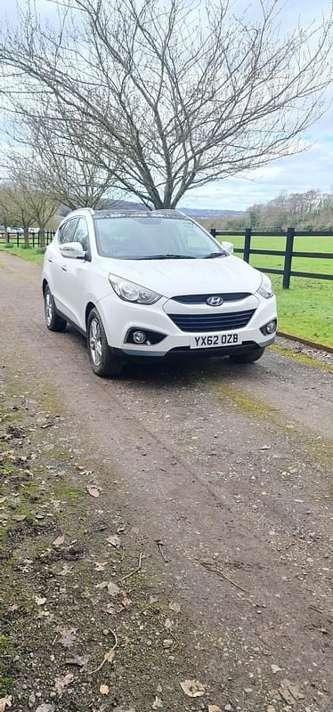 Used Hyundai ix35 Premium 115 HP (84 kW) 2012 White SUV