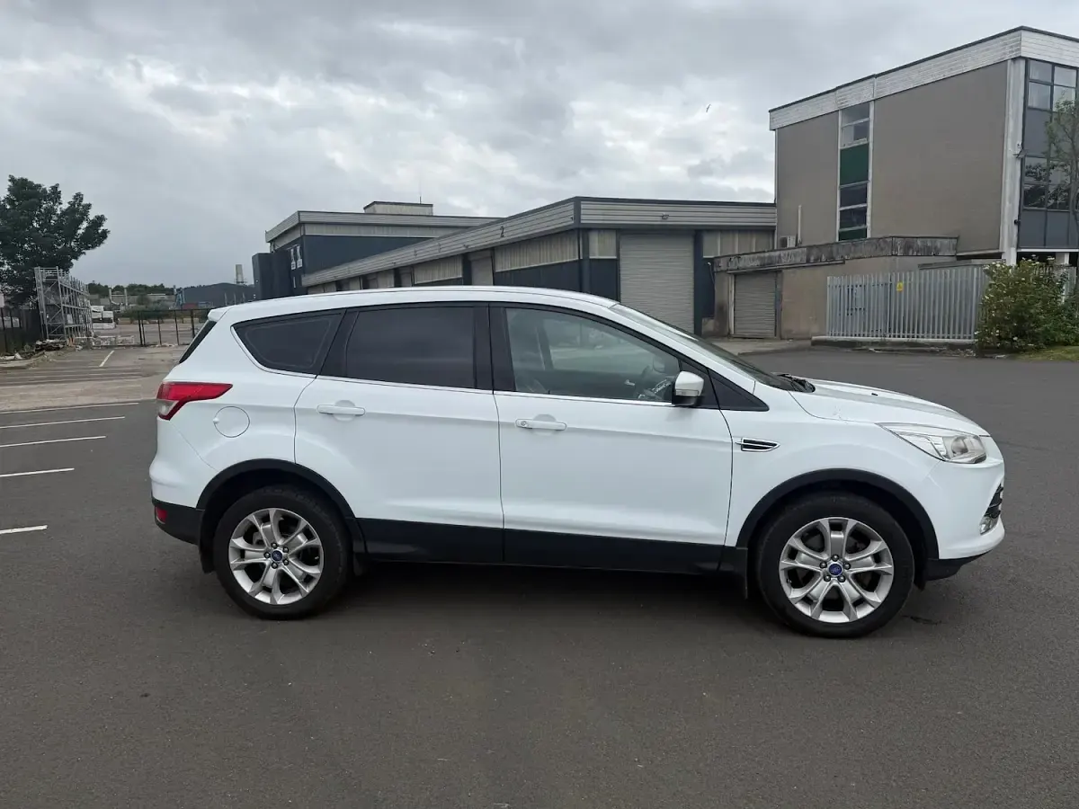 Used Ford Kuga Titanium 140 HP (102 kW) 2014 White SUV