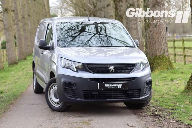 Used Peugeot Partner Premium 2023 Grey MPV
