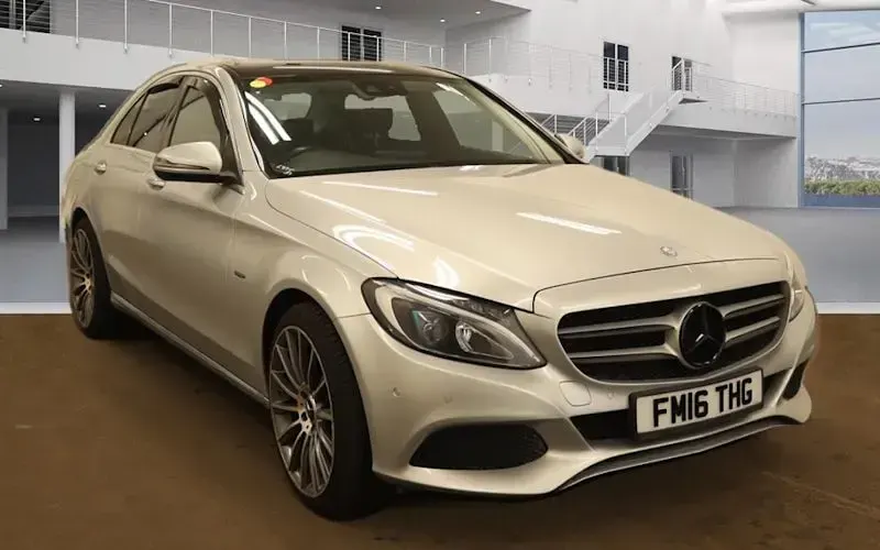 Used Mercedes C350 Premium Plus 293 HP (215 kW) 2016 Sedan