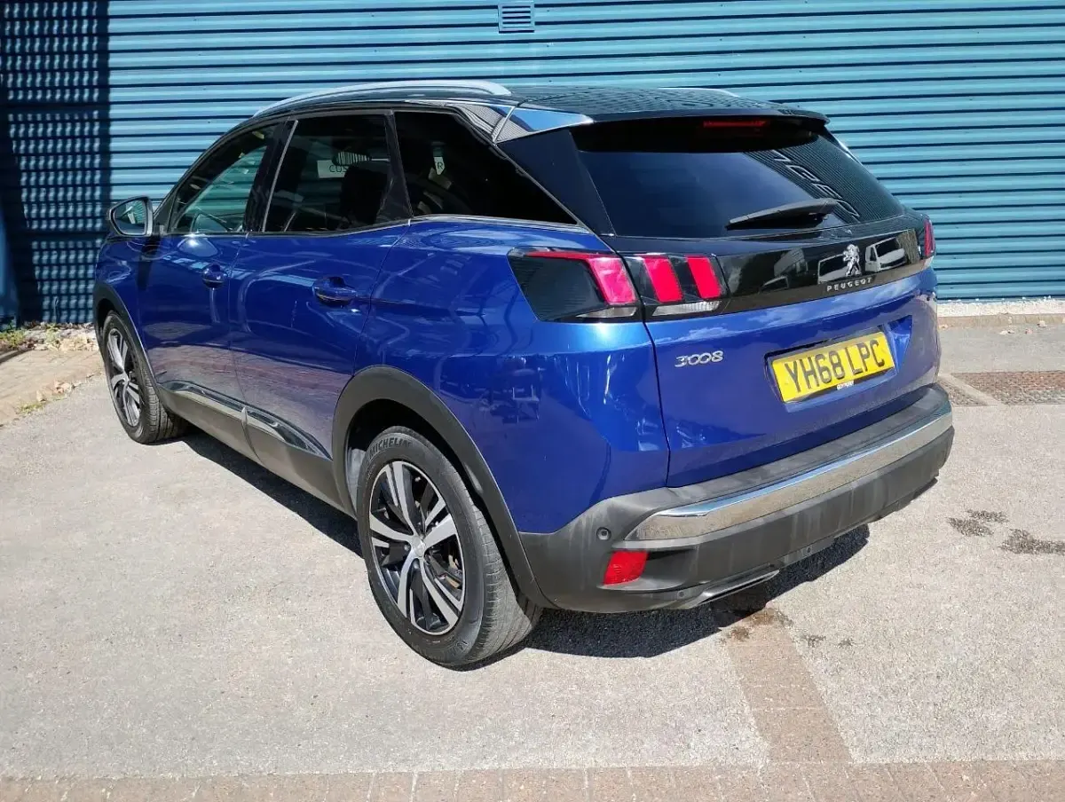 Used Peugeot 3008 GT-line 129 HP (94 kW) 2018 Blue SUV