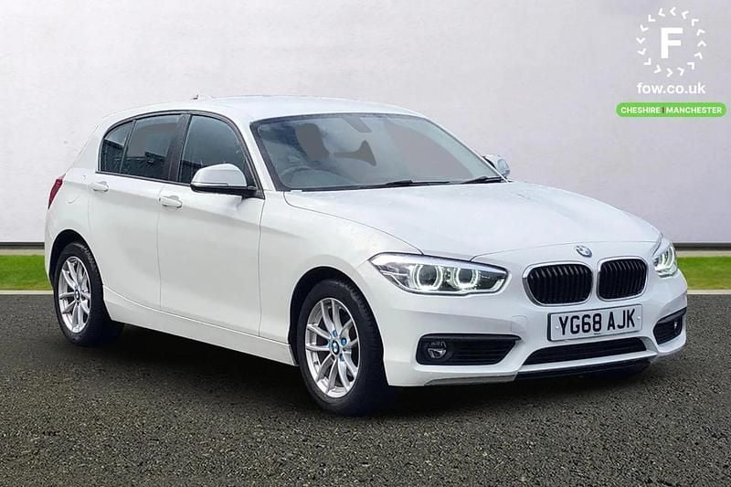 White Used 2019 BMW 118 Comfort Edition Hatchback | £15,399 (Good price) - Image 1/3