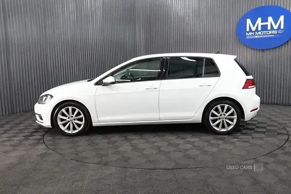Usado VW Golf VII GT 150 HP (110 kW) 2018 Branco Citadino