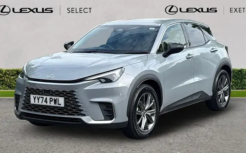 Second-hand Lexus LBX 136 CP (100 kW) 2026 SUV