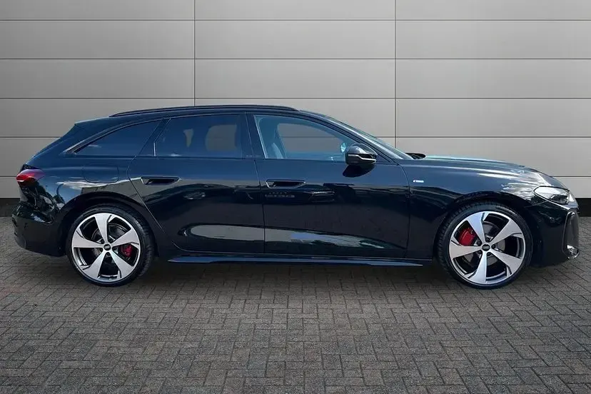 Used Audi A5 Advanced 201 HP (147 kW) 2025 Mythos black Estate