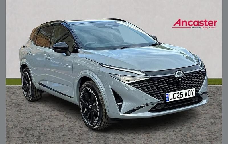 Grey New 2025 Nissan Qashqai SUV | £25,975 - Image 1/4