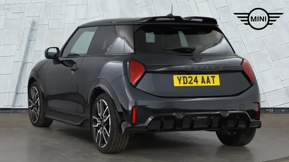 Used Mini Cooper S Hatch 201 HP (147 kW) 2024 Grey Hatchback