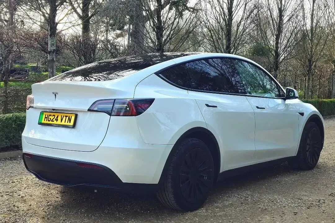 Used Tesla Model Y RWD 219 kW (299 HP) 2024 White SUV