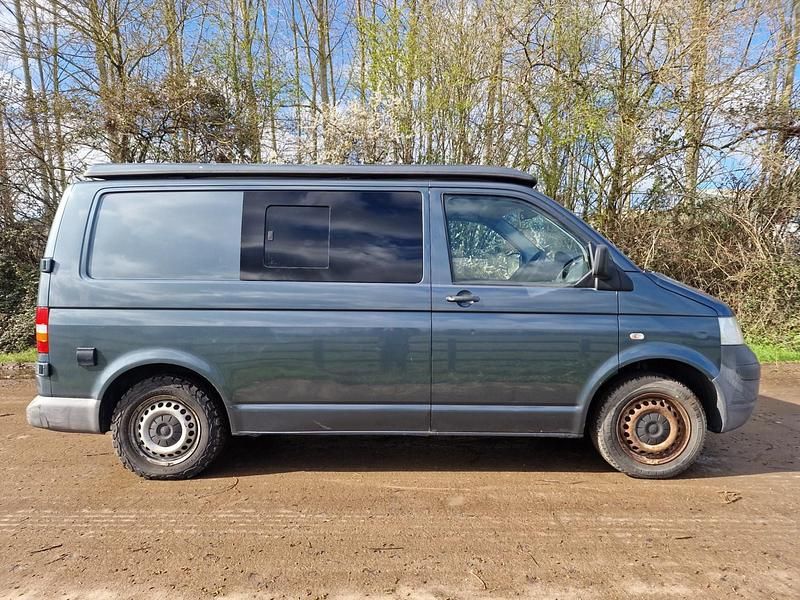 Used VW Transporter 101 HP (74 kW) 2008 Grey Van