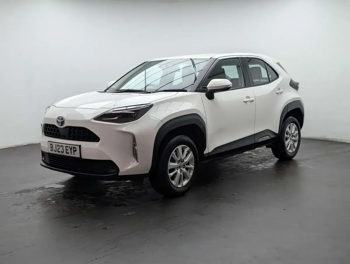 Used Toyota Yaris Cross 2023 White SUV
