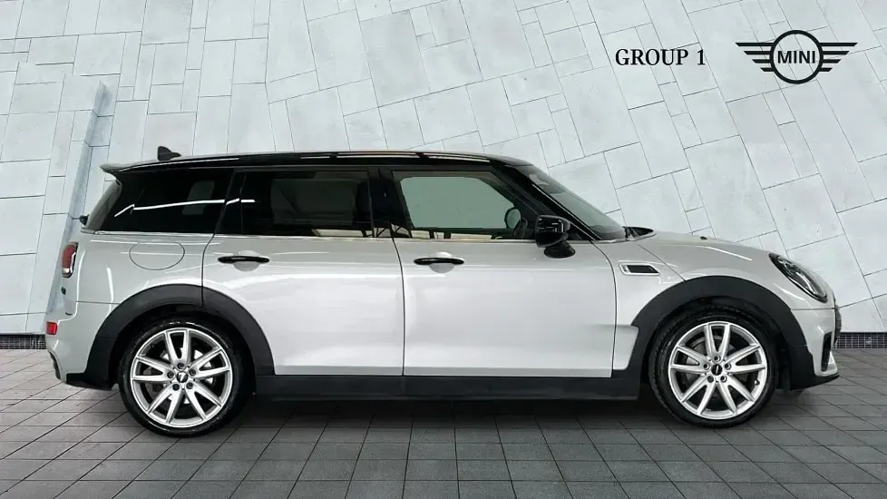 Used Mini Cooper Clubman Sport 134 HP (98 kW) 2022 Silver Estate