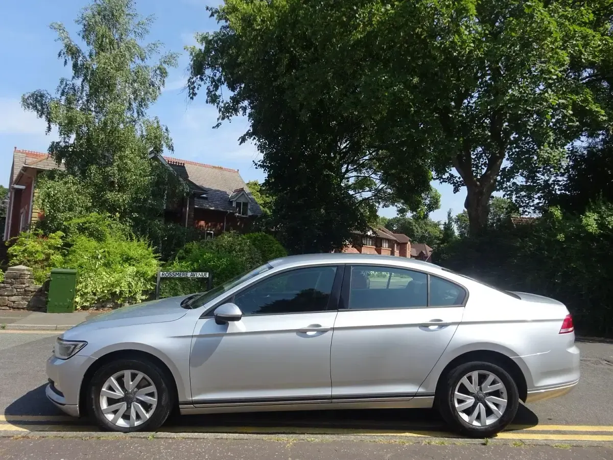 Used VW Passat S 120 HP (88 kW) 2016 Silver Sedan