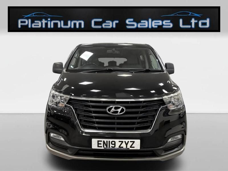 Used Hyundai I800 SE 170 HP (125 kW) 2019 Black MPV